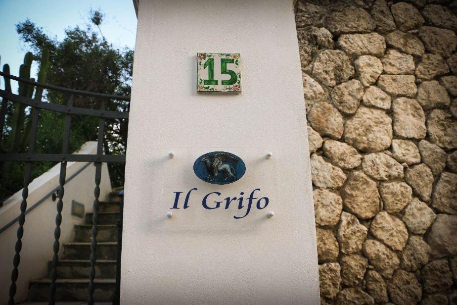 Il Grifo Hotel Licata Exterior foto